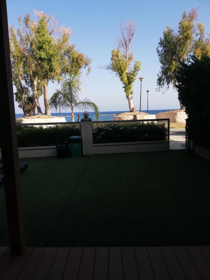 Darlex Apartments Galatex Beach Center Лимасол Экстерьер фото
