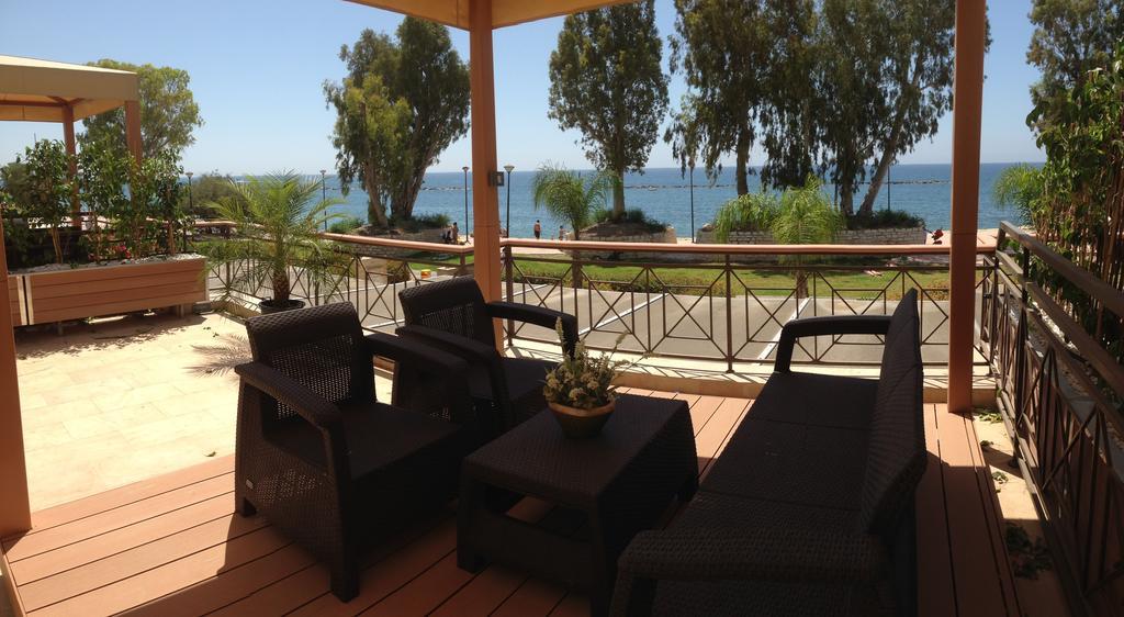 Darlex Apartments Galatex Beach Center Лимасол Экстерьер фото