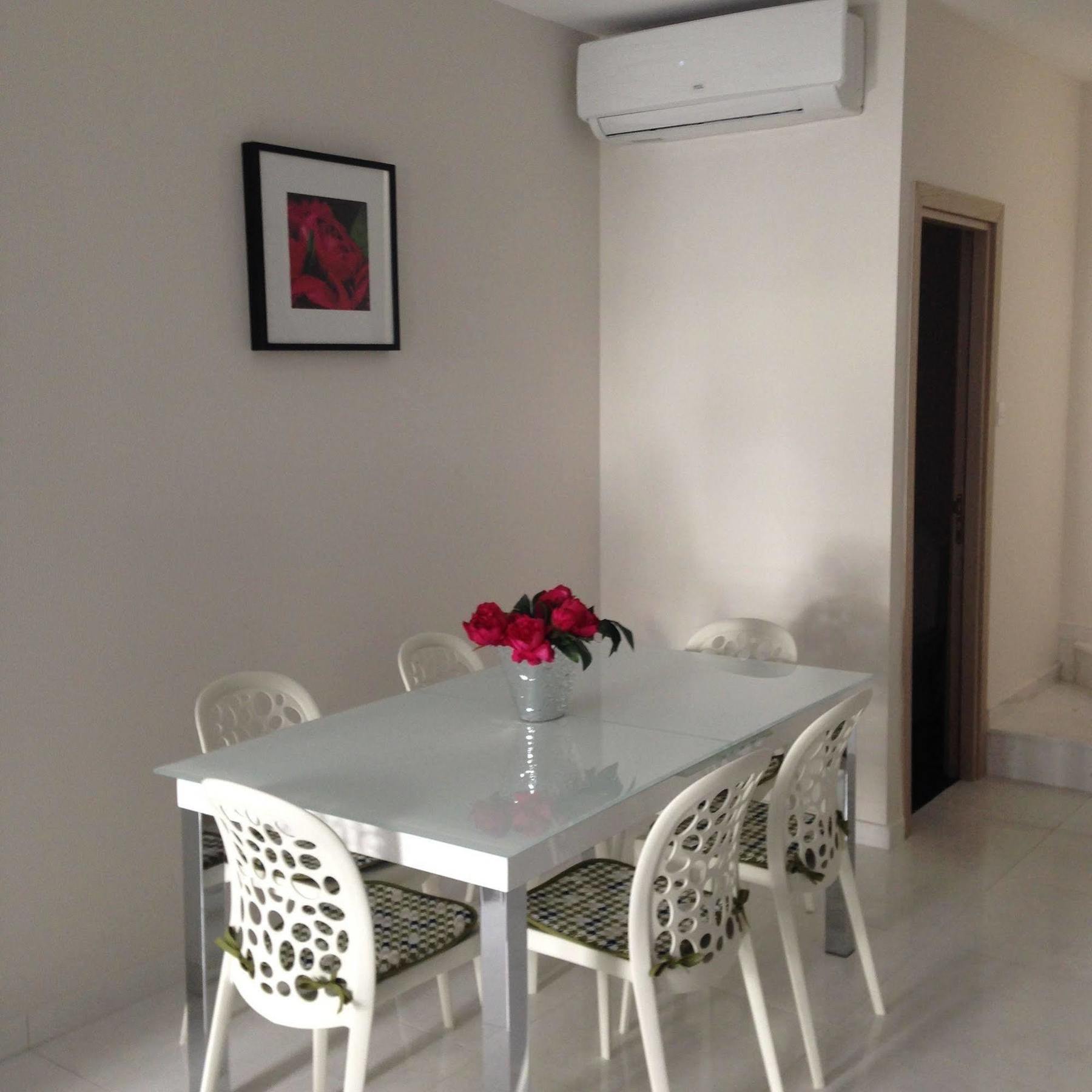 Darlex Apartments Galatex Beach Center Лимасол Экстерьер фото