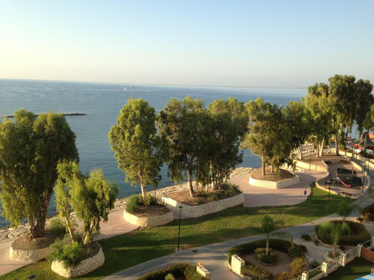 Darlex Apartments Galatex Beach Center Лимасол Экстерьер фото