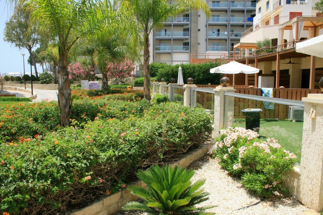 Darlex Apartments Galatex Beach Center Лимасол Экстерьер фото